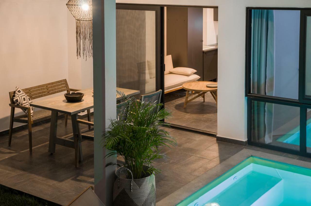 Thea Suites Potidea ネア・ポティダイア エクステリア 写真