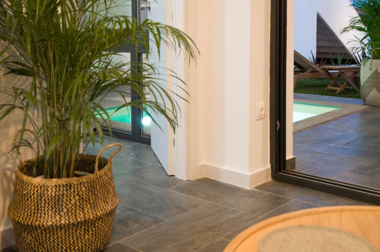Thea Suites Potidea ネア・ポティダイア エクステリア 写真